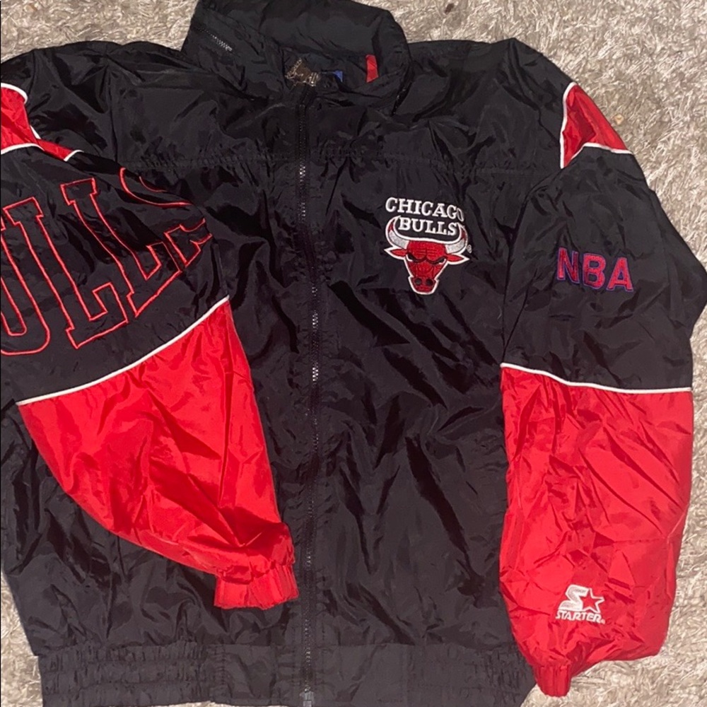Bulls windbreaker